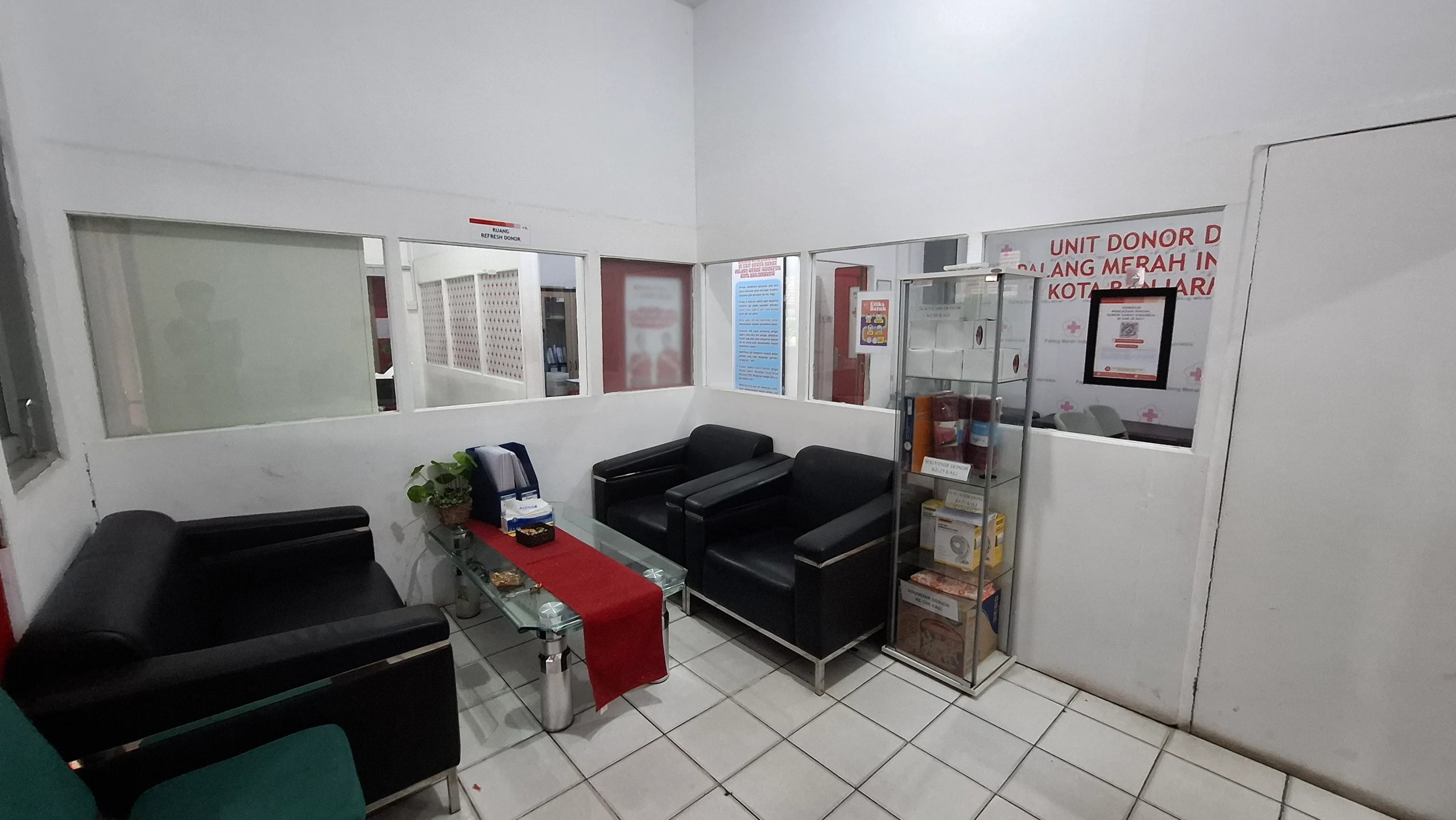 Ruang Refresh Donor